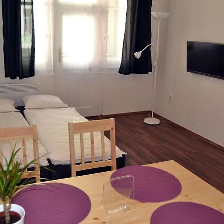 Jezerka Apartments Prague Exterior photo